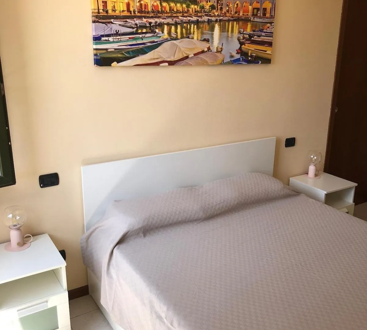 Gabriele Apartment With Private Garage Μπρέσια 0*,  Ιταλία